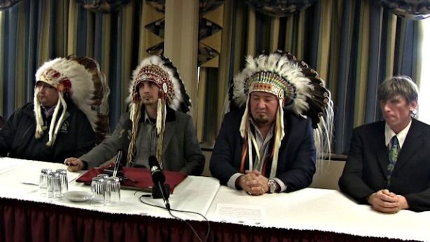 April 4, 2013, Winnipeg: At a news conference announcing opposition to HudBay's Reed Lake Mine - (l-r) Grand Chief David Harper, Manitoba Keewatinowi Okimakanak, Chief Arlen Dumas, Mathias Colomb Cree Nation, Grand Chief Derek Nepinak, Assembly of Manitoba Chiefs and Eric Reder, Wilderness Committee. Photo: Paul S. Graham